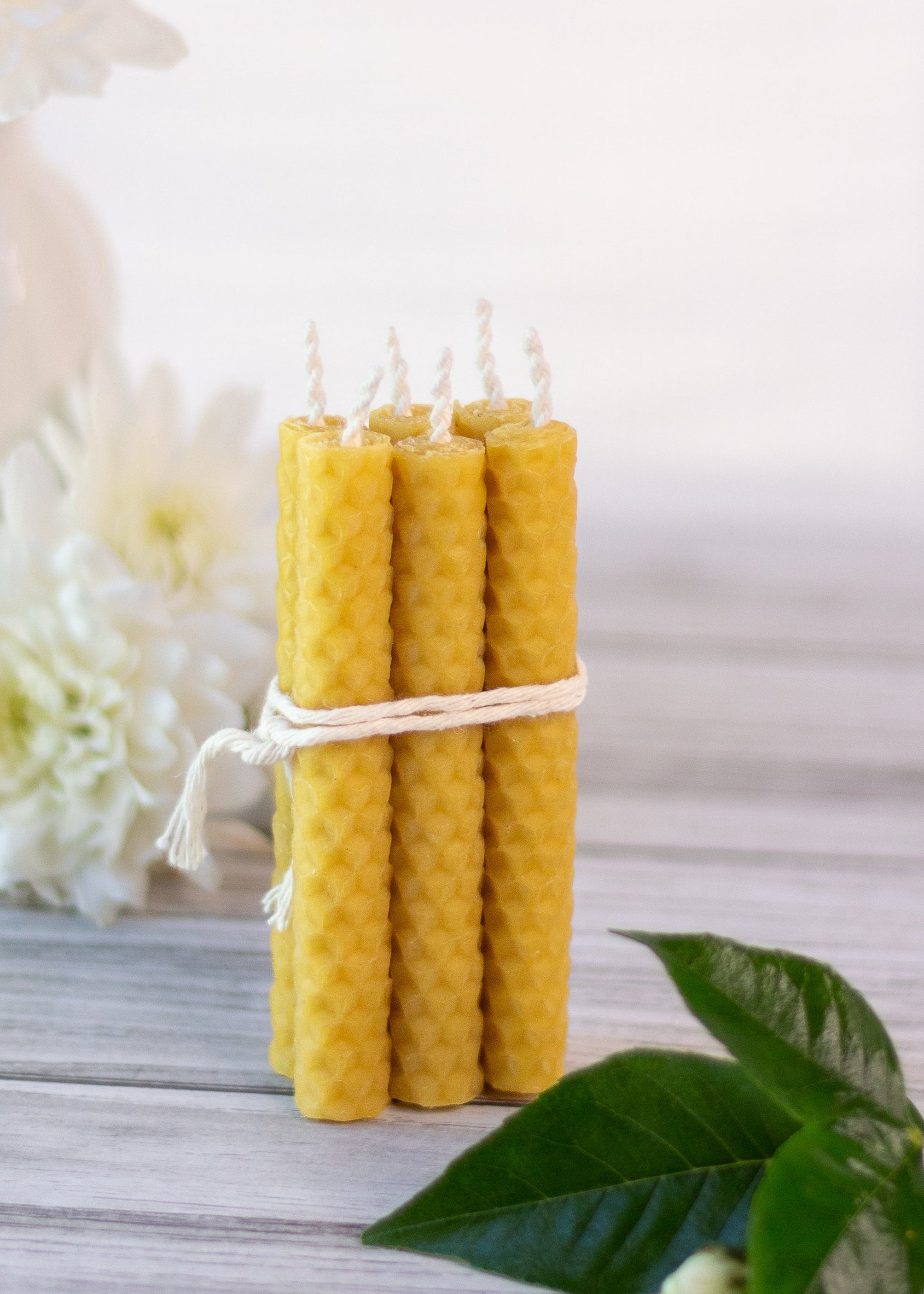 Velas de miel- Pack de 6 velas de 10 cm.